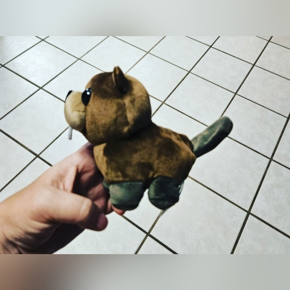 2023 Adopt Me! 5" Surprise Plush Pets Series 2 Rare Beaver - Picture 6 of 10